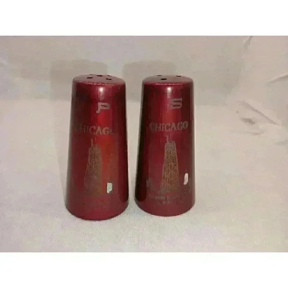 VINTAGE SALT & PEPPER SHAKER SET CHICAGO JOHN HANCOCK CENTER JAPAN BURGUNDY GOLD - Picture 1 of 9